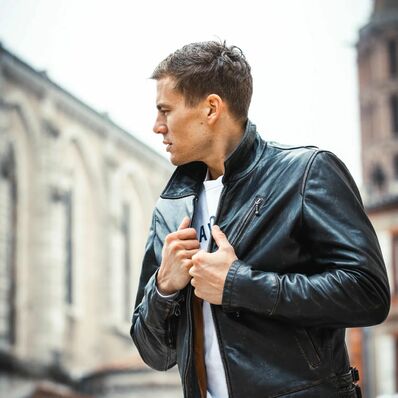 VENTES PRIVÉES
Jusqu'à -50% sur une sélection d'articles
Connectez-vous à votre compte client pour en profiter.

👉 daytona73.com

#venteprivee #privatesales #leather #jackets #leatherjacket #blouson #cuir #ootd #fashionista #stylish